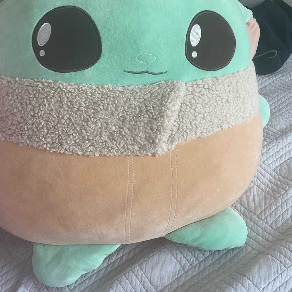 Baby Yoga Giant Starwars Plushie